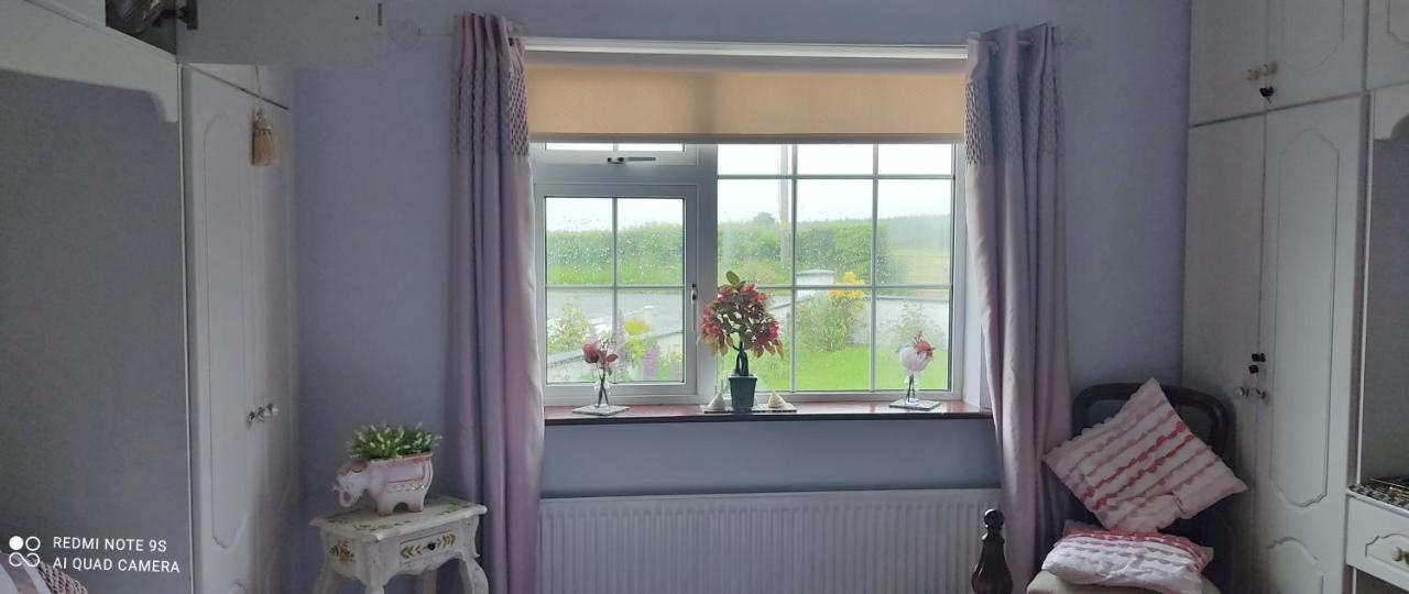 Cozy Retreat In Pet Friend * Listowel